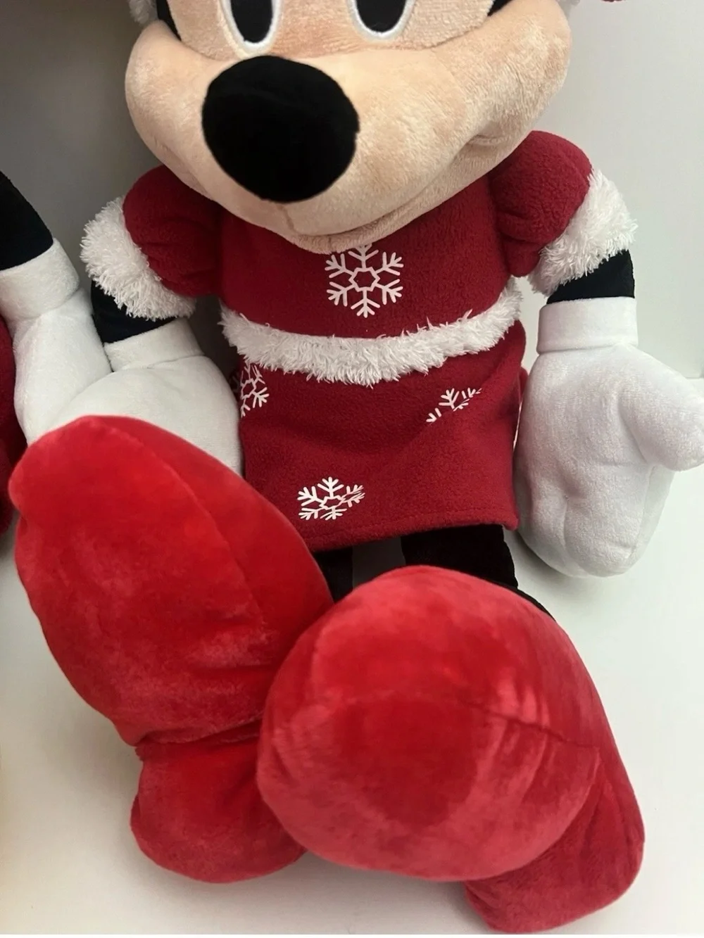 2012 Disney Christmas Mickey & Minnie Mouse 19